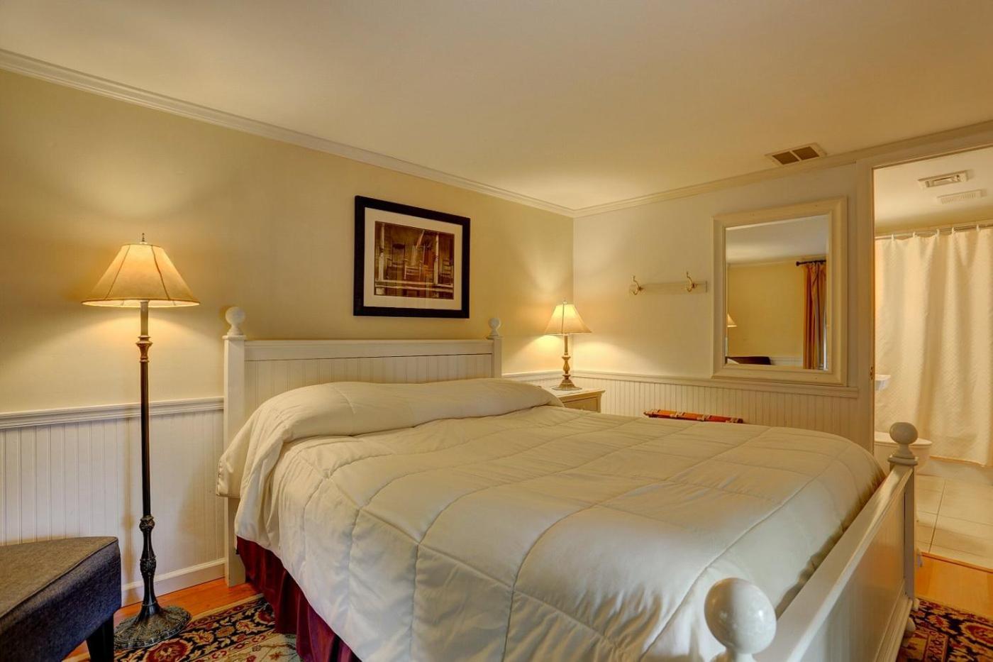 Greystone Manor Bed & Breakfast Bird-in-Hand Exterior foto